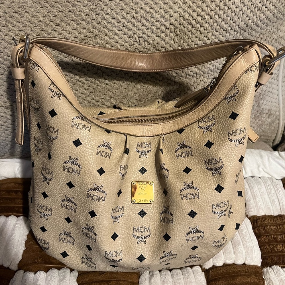 MCM Visetos Beige Shoulder Bag VGUC!
